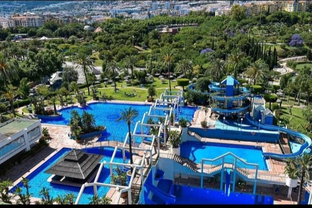 360° Seaview Benalbeach Apartment เบนัลมาเดนา ภายนอก รูปภาพ